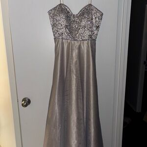 Elegant Silver Beaded Prom Dress